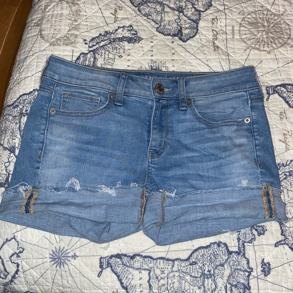 american Eagle shorts